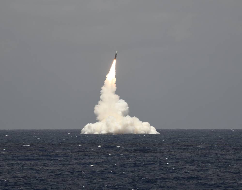 209470 missile balistique trident IID 5 USS Rhode Island 9 mai 2019