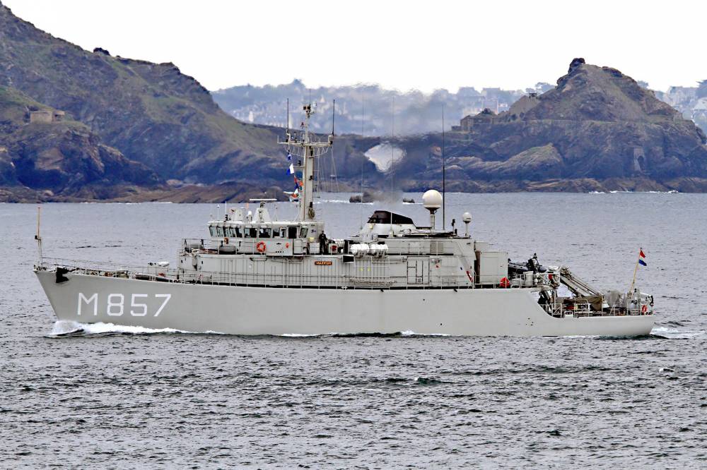 210396 HNLMS MAKKUM