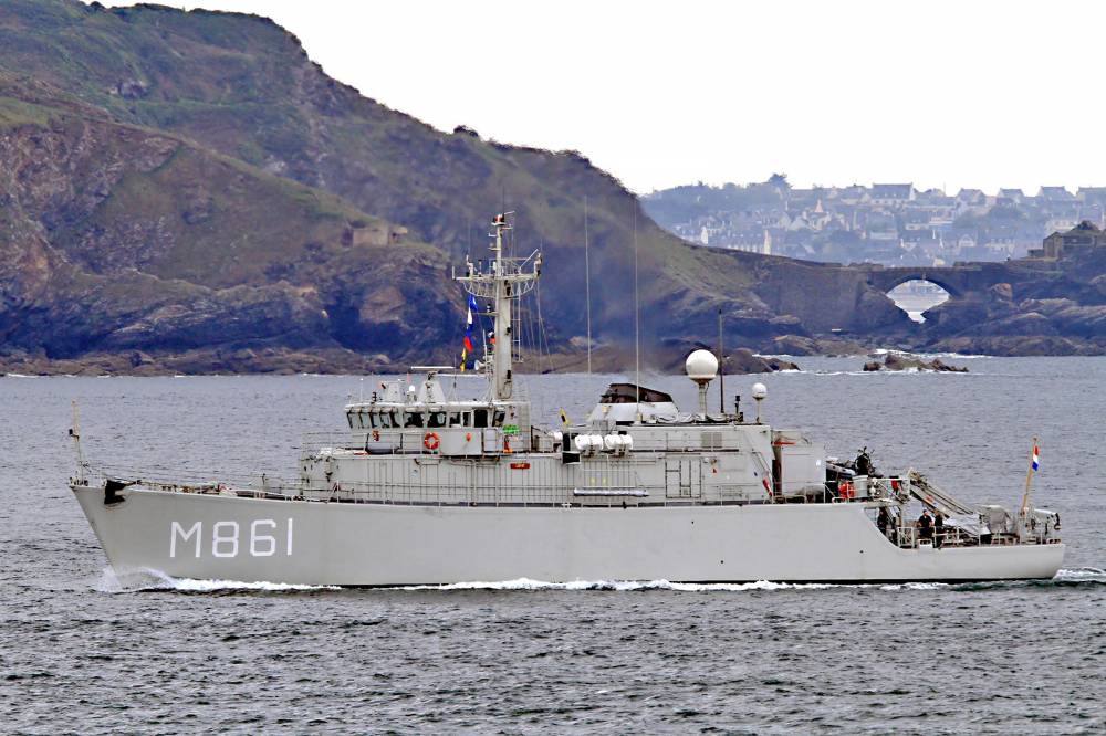 210393 HNLMS URK