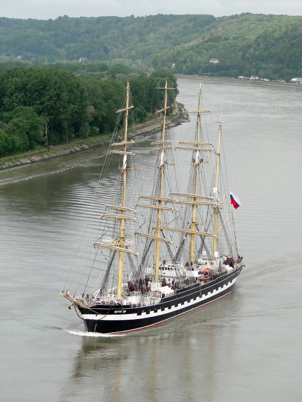 210745 armada Kruzenshtern russie