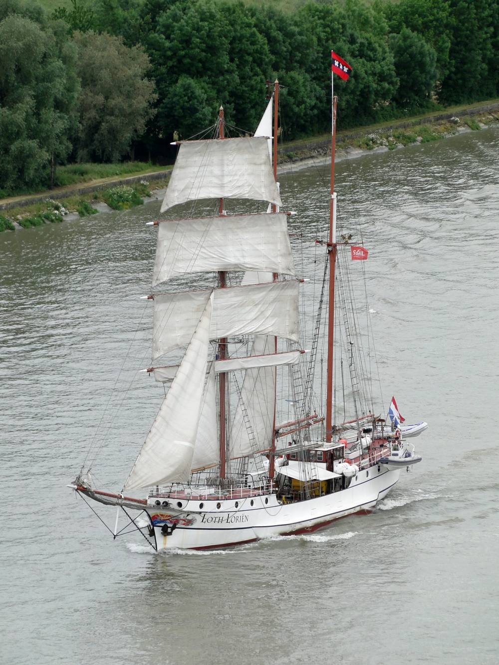 210776 armada loth lorien