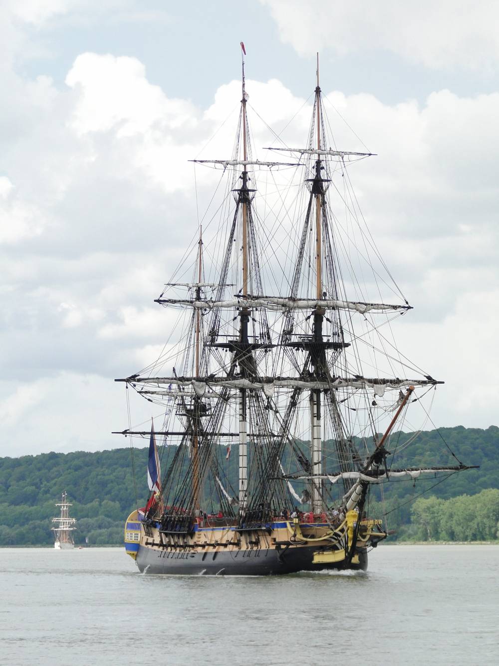 210996 armada hermione