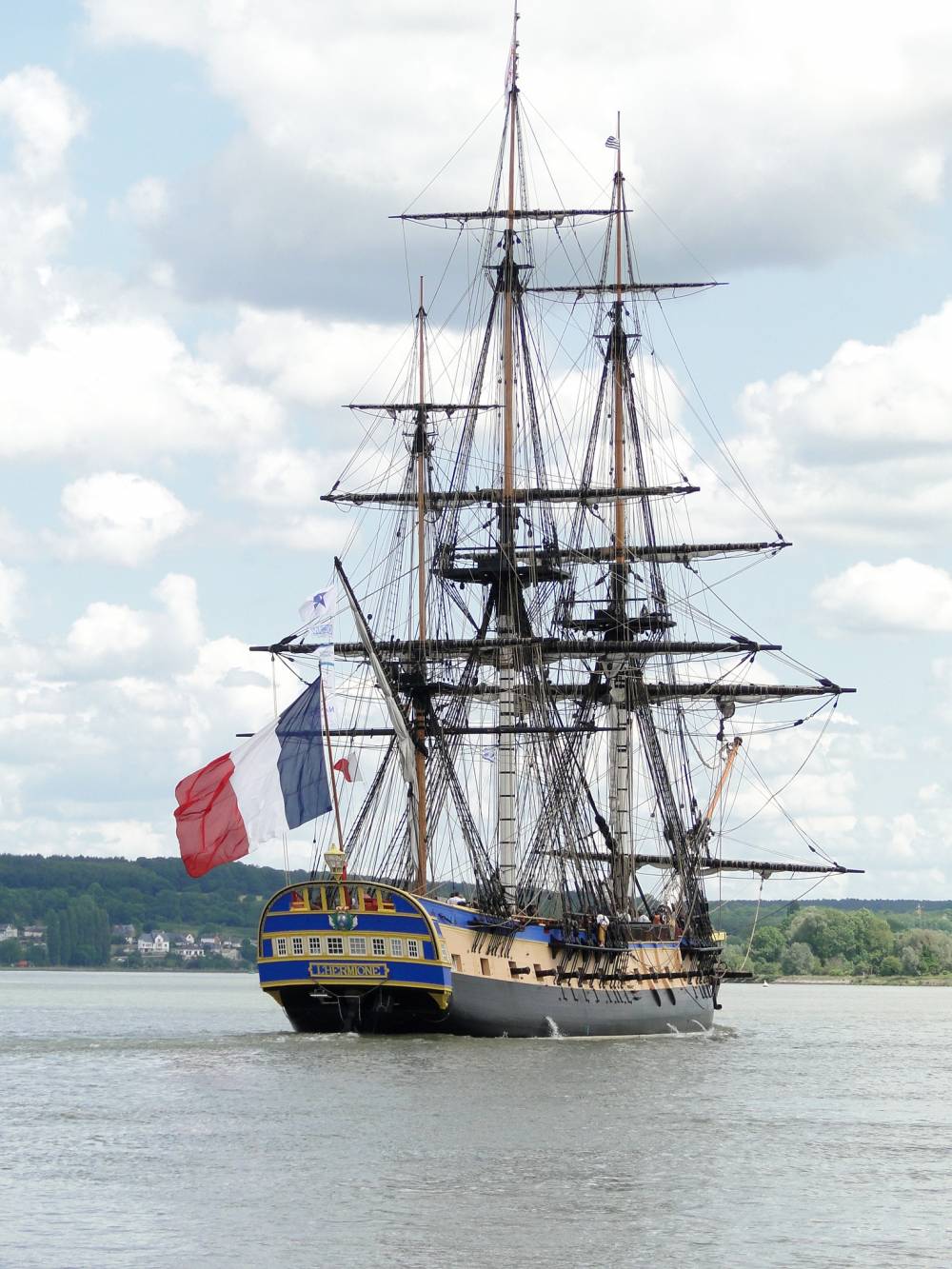 211002 armada hermione