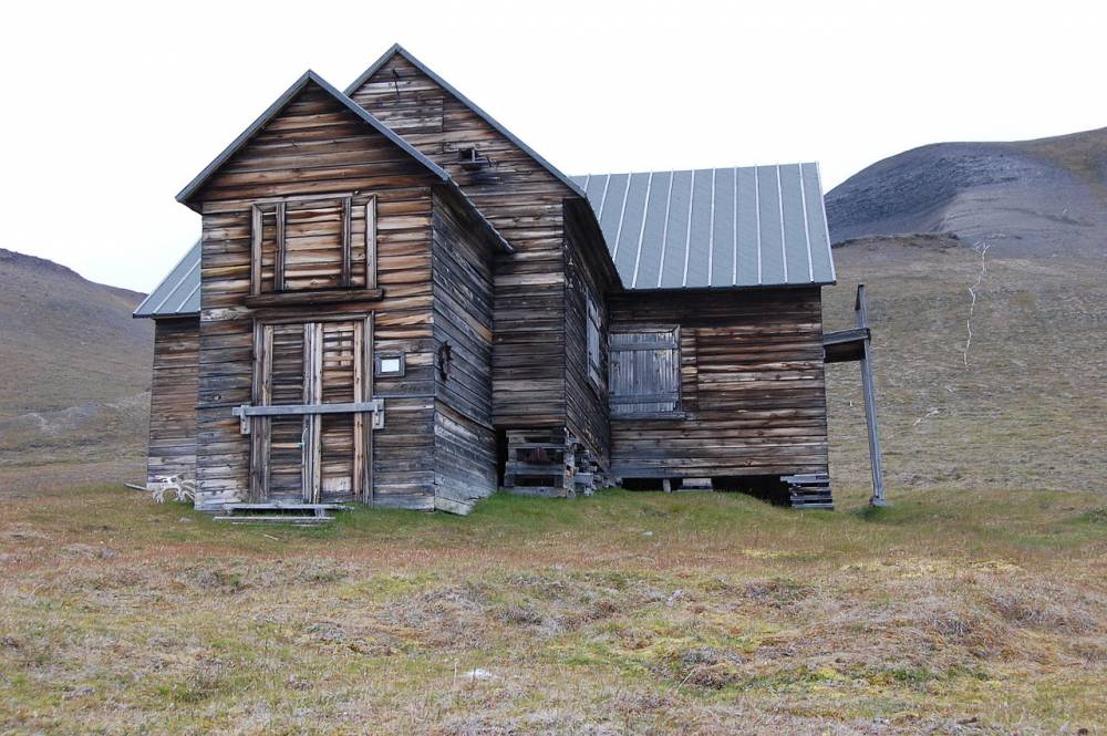 213831 Svenskehuset Svlalbard