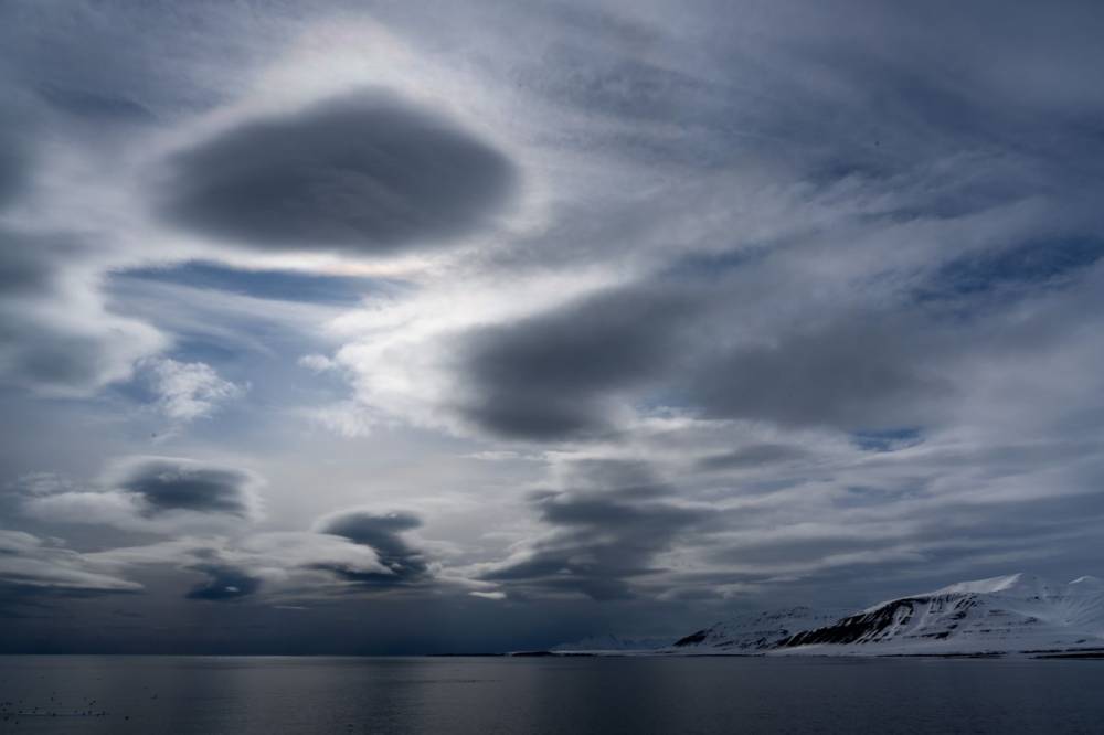 213041 Polarfront Svalbard