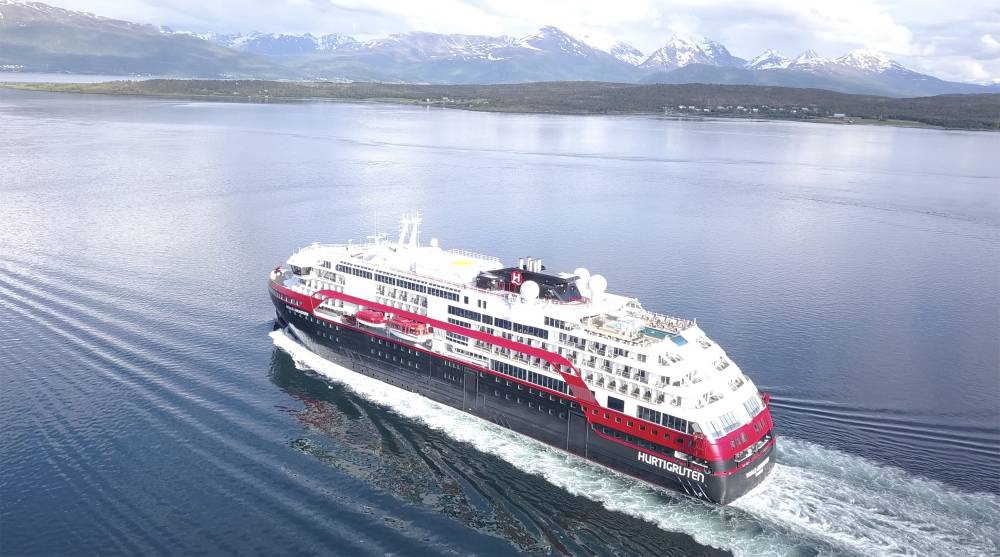 213378 hurtigruten roald amundsen