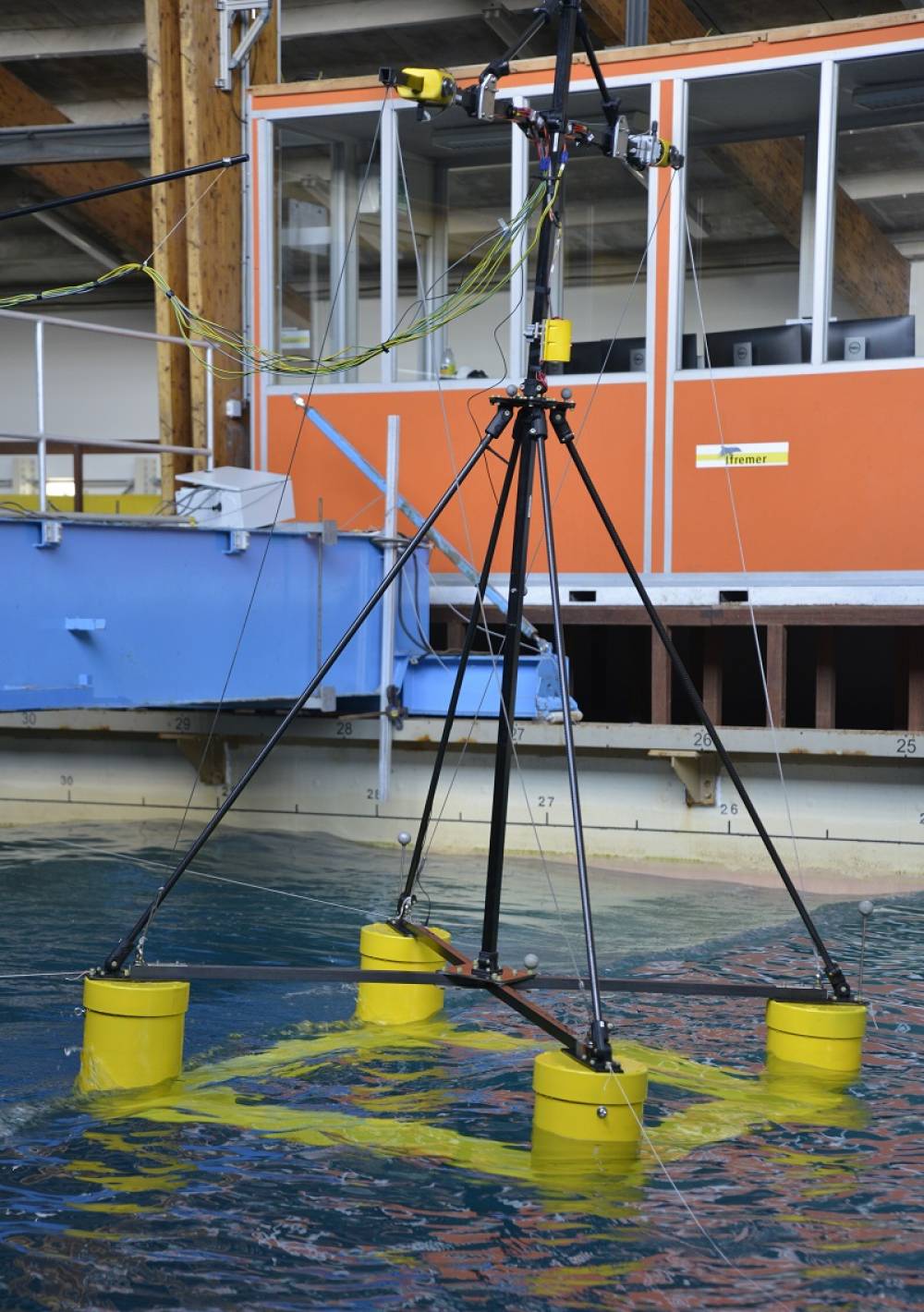213358 eolienne ifremer brest bassin WindQuest