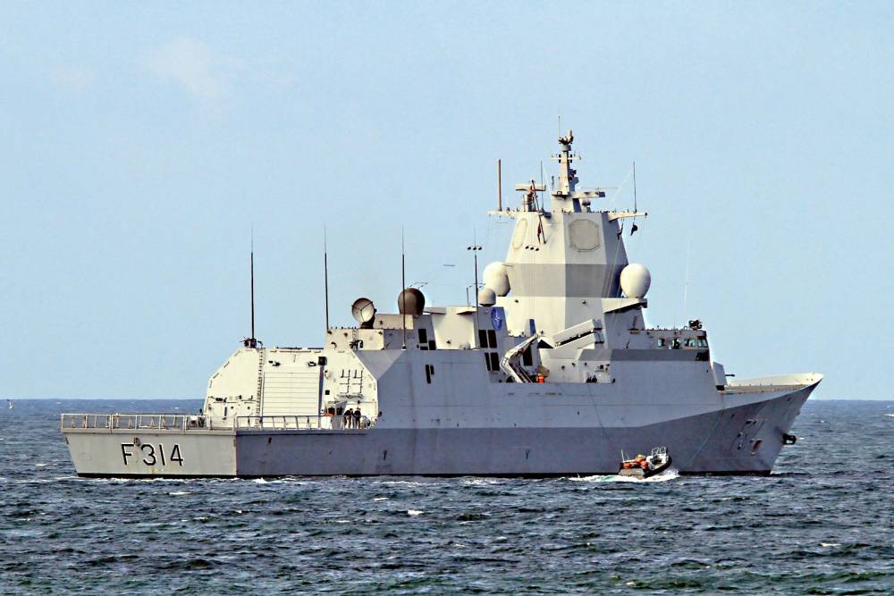 214492 otan snmg 1 norvege thor Heyerdhal