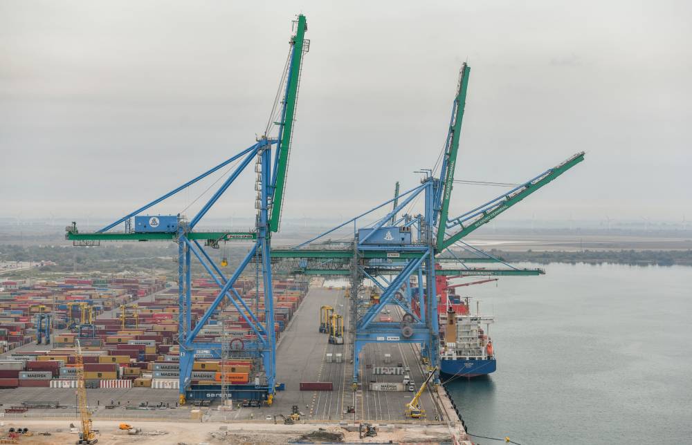 214951 seayard fos approche du quai p3