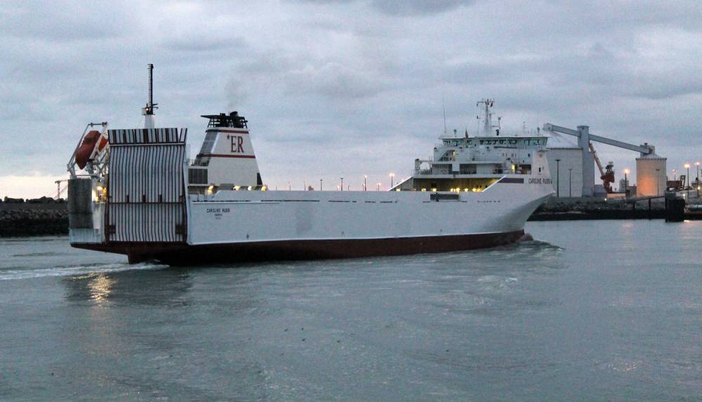 215947 p&o caroline russ