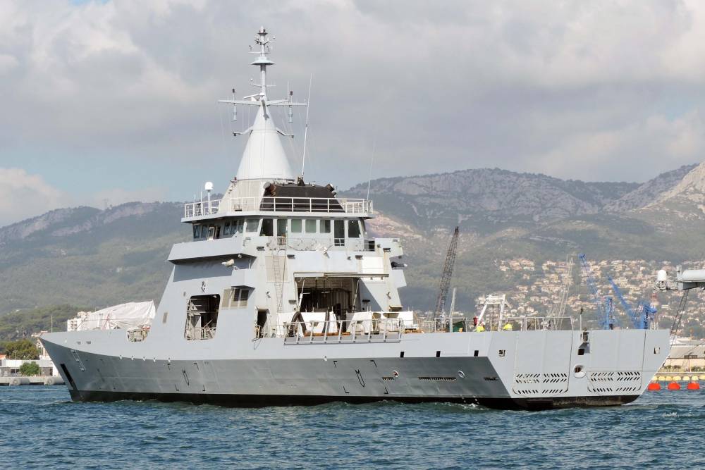 216702 argentine opv 87 adroit bouchard
