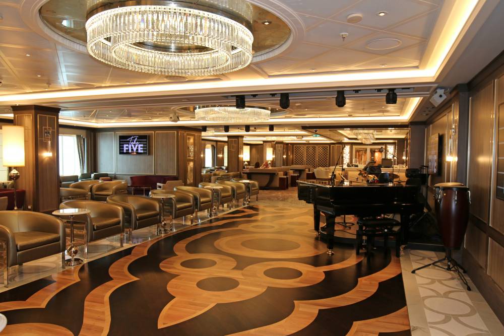 219376 sky princess bars lounges