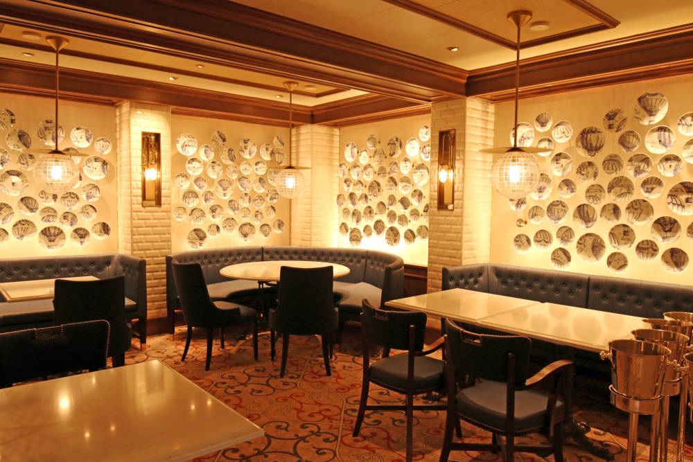 219405 sky princess restaurants