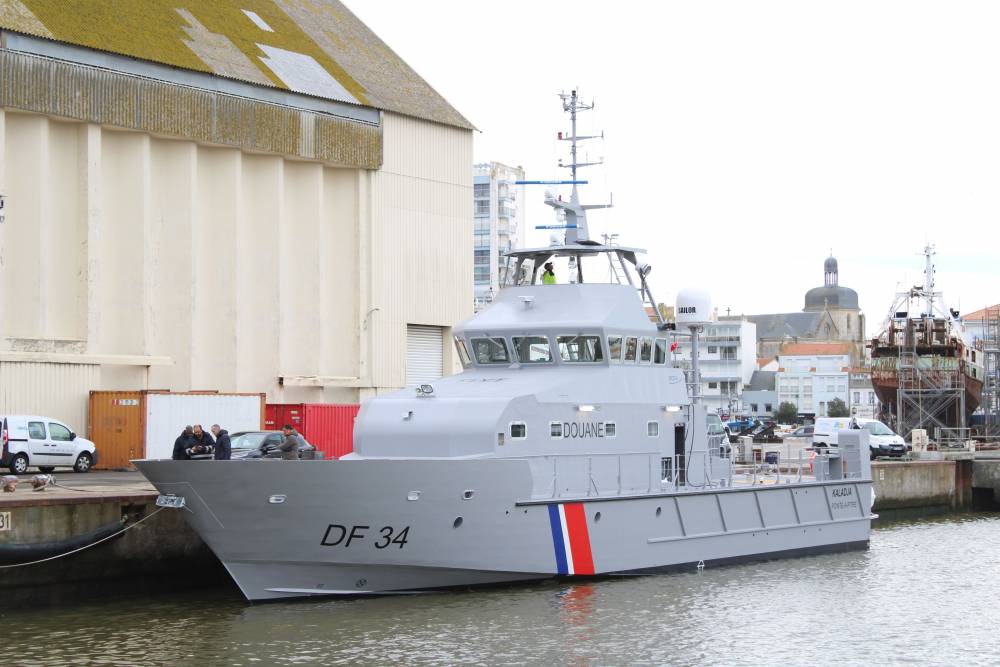 221064 douane fpb 100 Kaladja