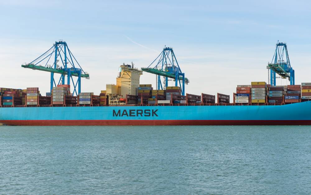 223038 evelyn maersk seayard fos