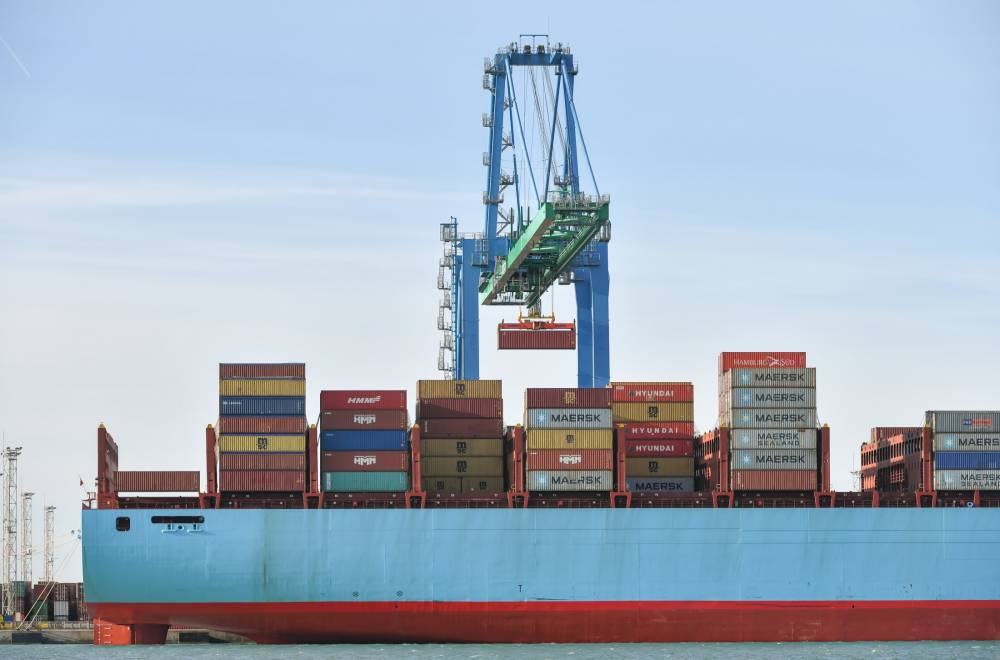 223034 evelyn maersk seayard fos