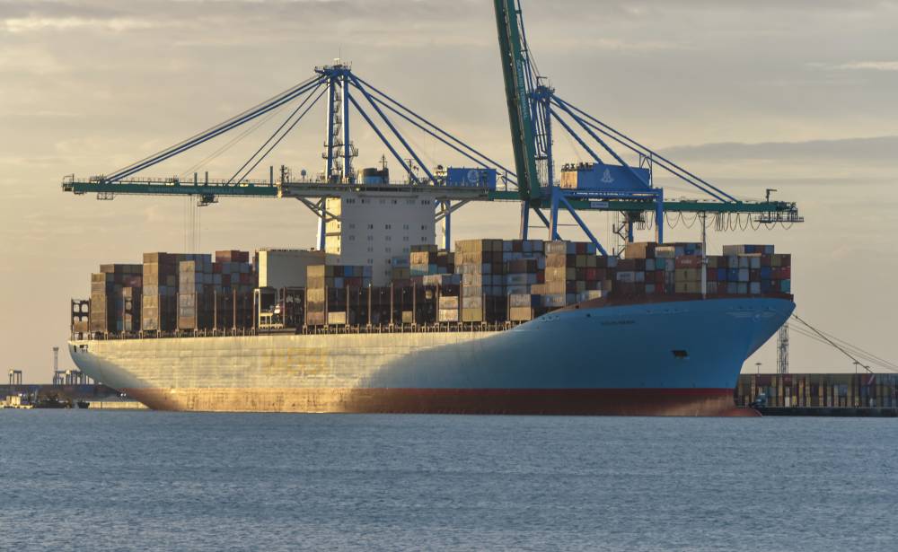 223024 evelyn maersk seayard fos