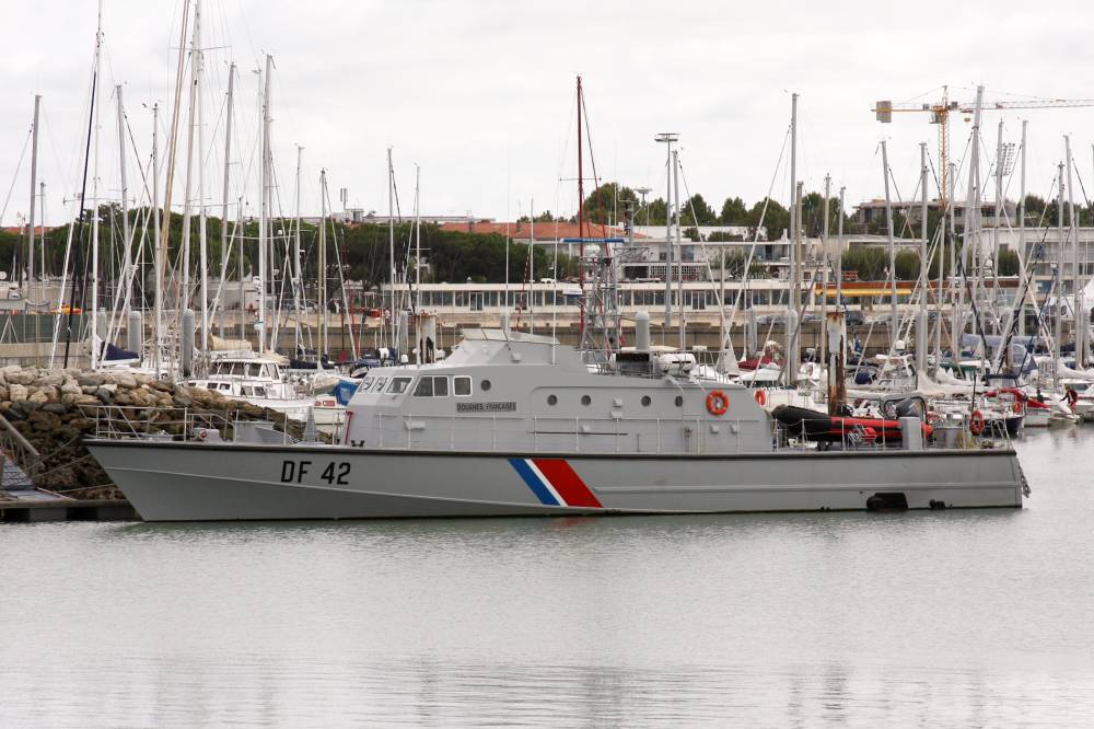 223505 douane suroit
