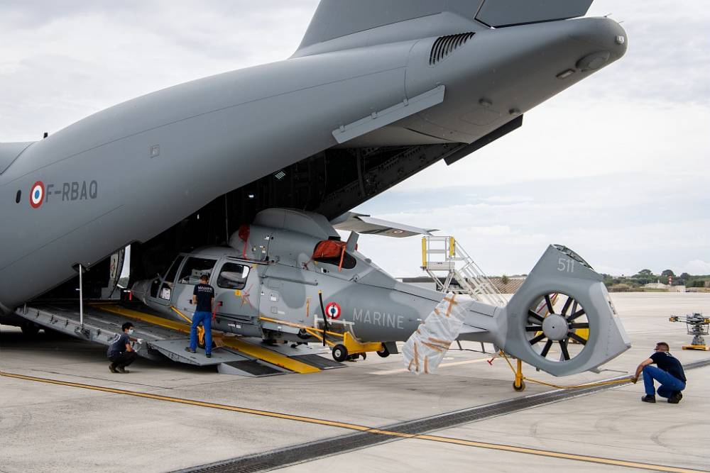 234498 panther a400m