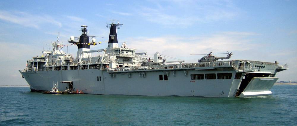 239788 hms albion 2005