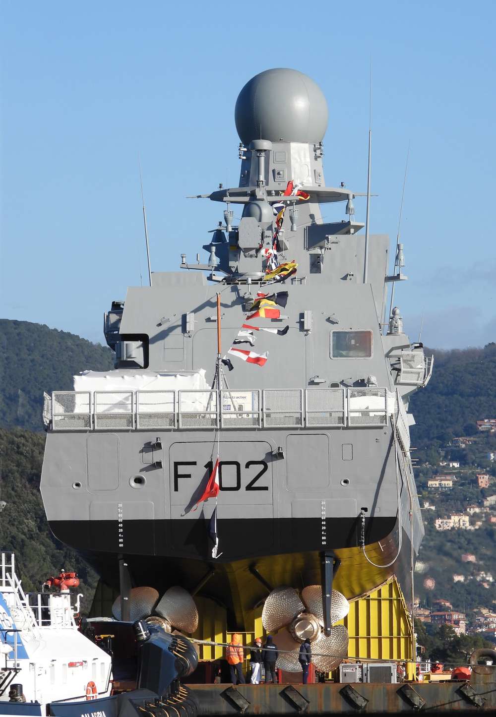 Doha Class Fincantieri met à l’eau la seconde corvette commandée par le Qatar ...