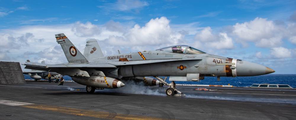 246563 F/A-18 Hornet USMC nimitz fevrier 2021