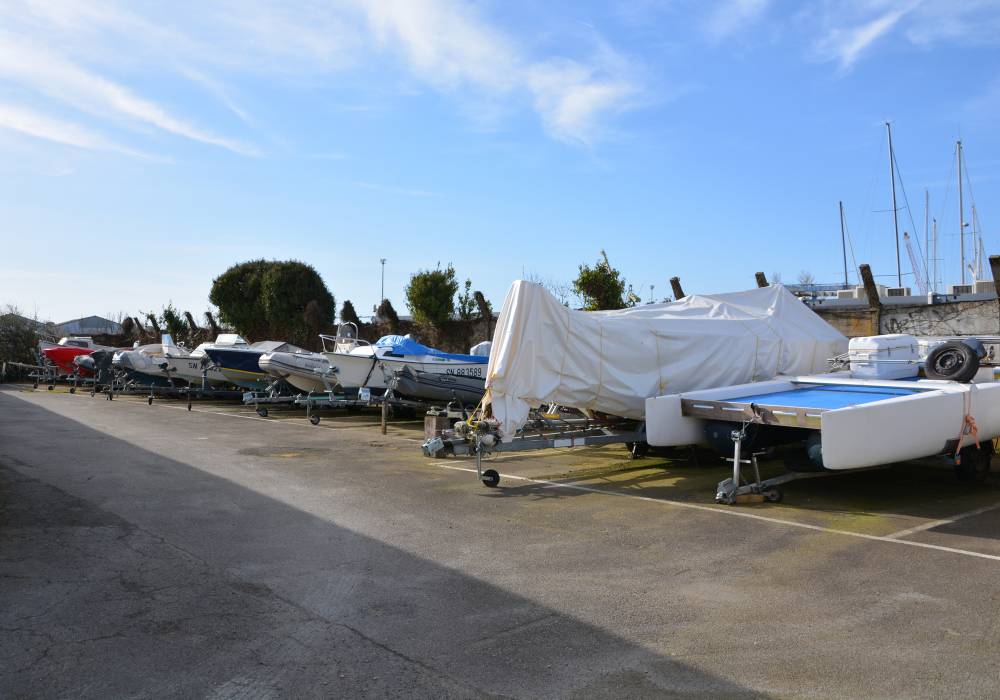 250991 esclain