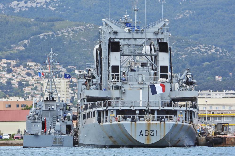 251996 turquie chasseur de mines ayvalik BCR somme
