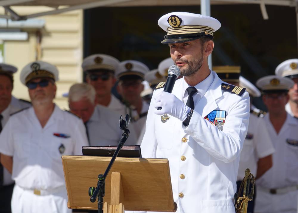 255139 BAN Hyeres yann briand