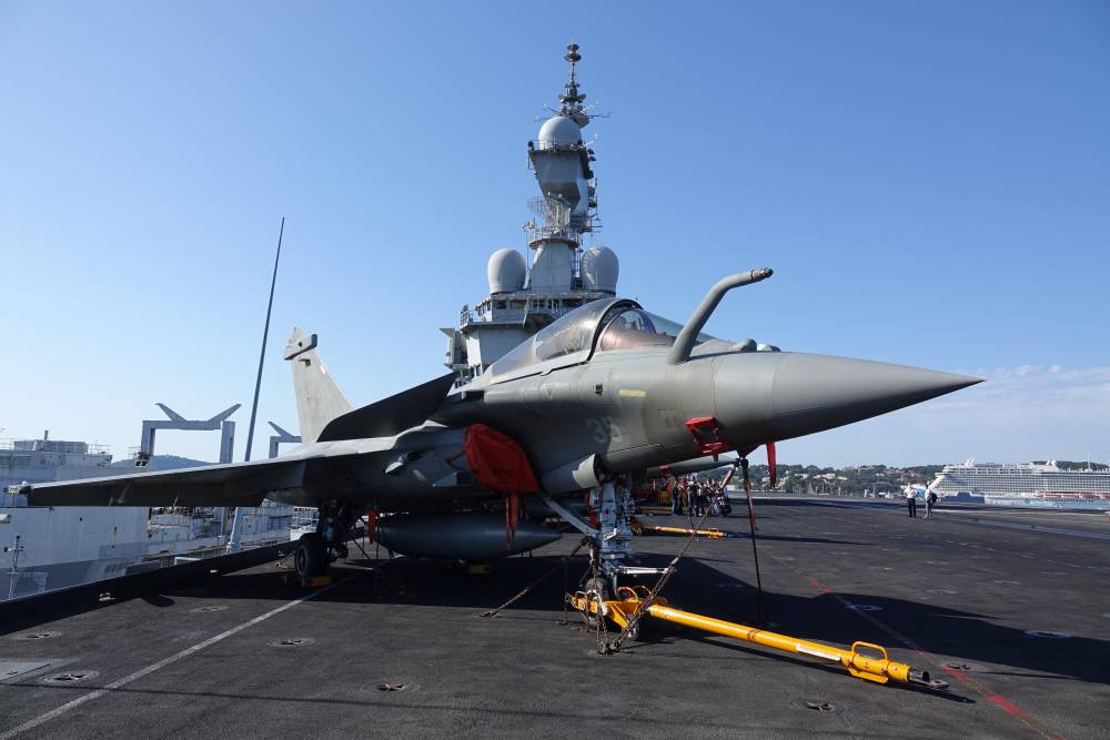 253634 cdg retour mission clemenceau 21 rafale