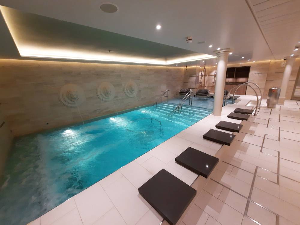 257179 costa smeralda sport spa enfants