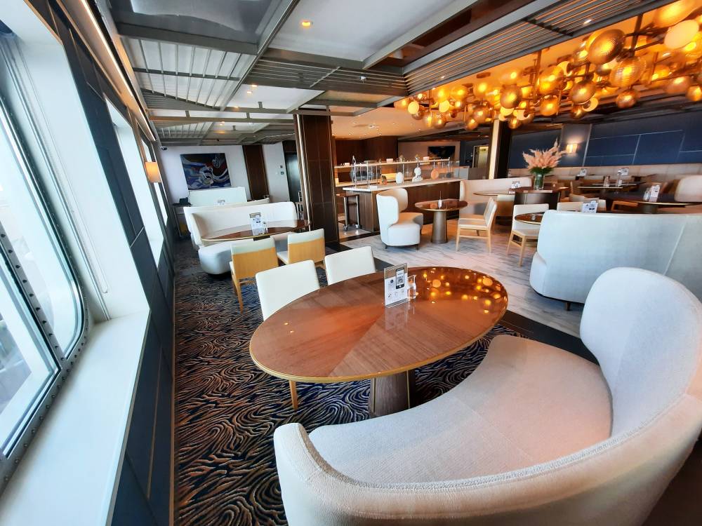 257089 costa smeralda restaurants
