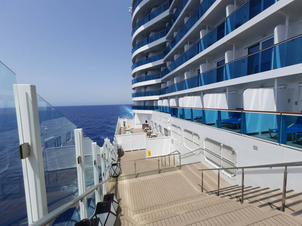 257270 costa smeralda ponts exterieurs terrasse pont promenade