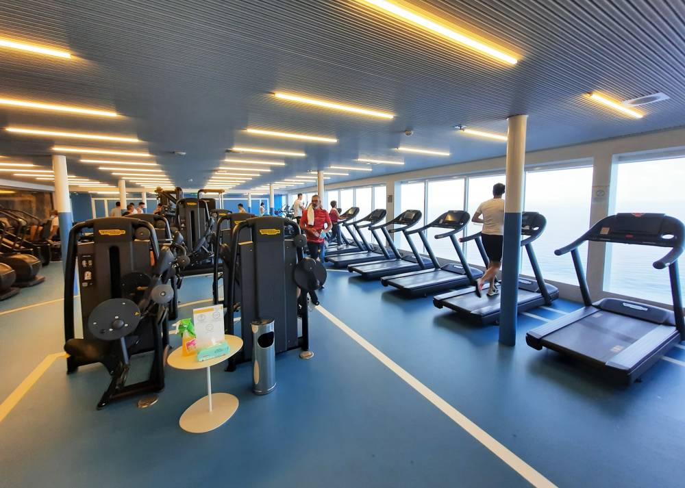 257171 costa smeralda sport spa enfants