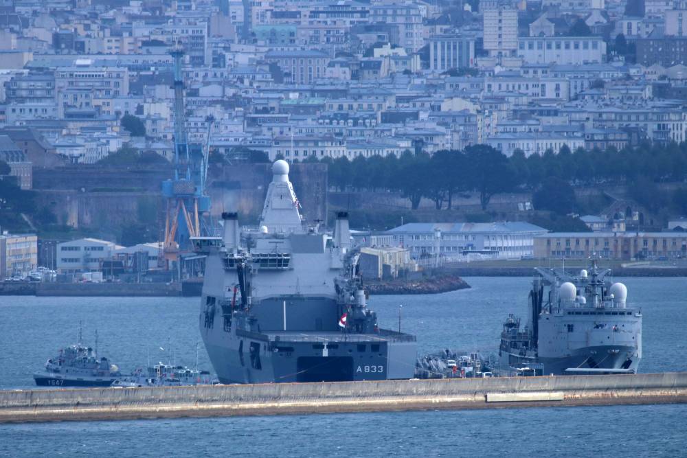 259809 pays bas neerlandais karel doorman