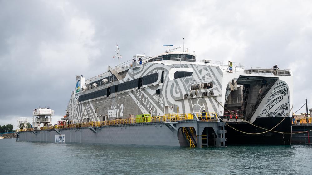 273555 papeete dock flottant