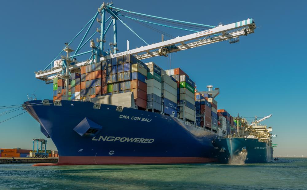 274776 gnl soutage avitaillement gas vitality cma cgm bali eurofos