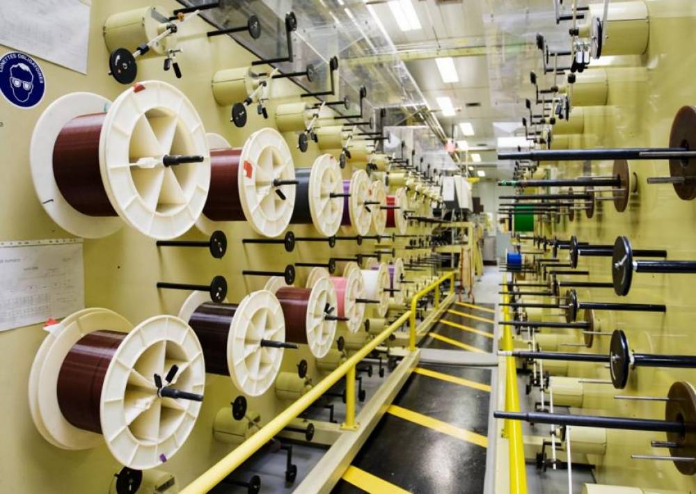 Submarine cables from Calais