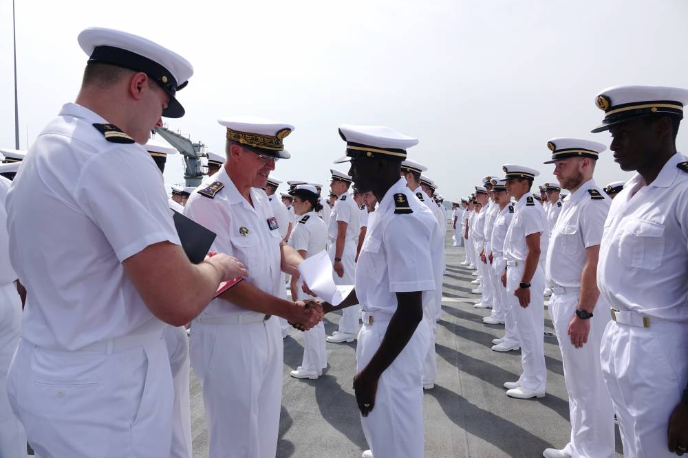 TISSU PATCH : FORCES SOUS - MARINES , MARINE NATIONALE , DIAMETRE 9 CM Bon Etat Voir Photos Pou Item 13003126