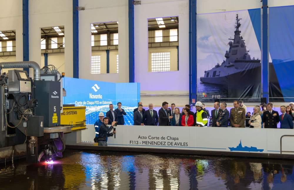 Fregate Corelli Navantia met sur cale la deuxième frégate espagnole du type F-110 et ...