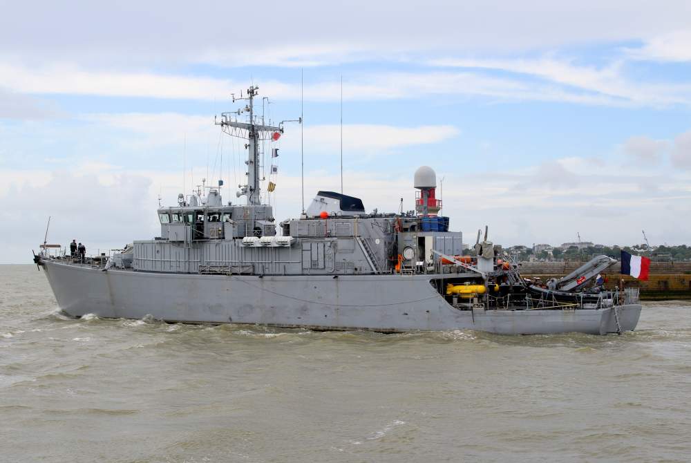 La frégate de défense aérienne Chevalier Paul perd à son tour ses ...