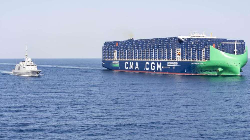 Escorté par la Marine nationale en mer Rouge, le CMA CGM Notre Dame est ...