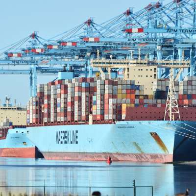 Rotterdam : les grands porte-conteneurs reviennent de Chine bien ...