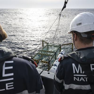 Maîtrise des grands fonds : la Marine nationale teste le ROV Victor ...