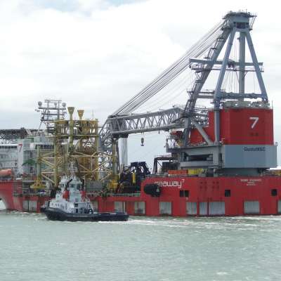 Parc éolien du Calvados : le Seaway Strashnov est arrivé au Havre pour ...